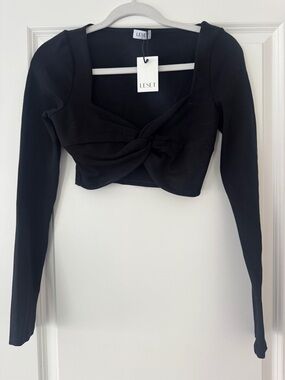 LESET Black Twist-Knot Long Sleeve Crop Top